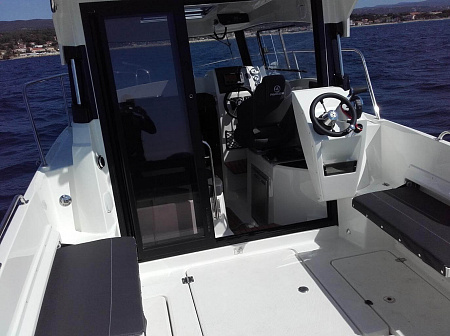 Катер Parker 770 Weekend
